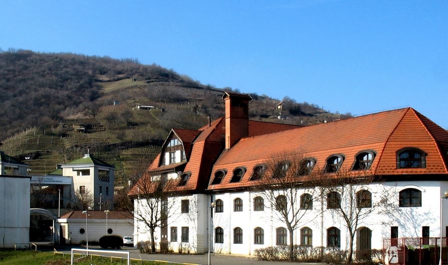 Dormitory building